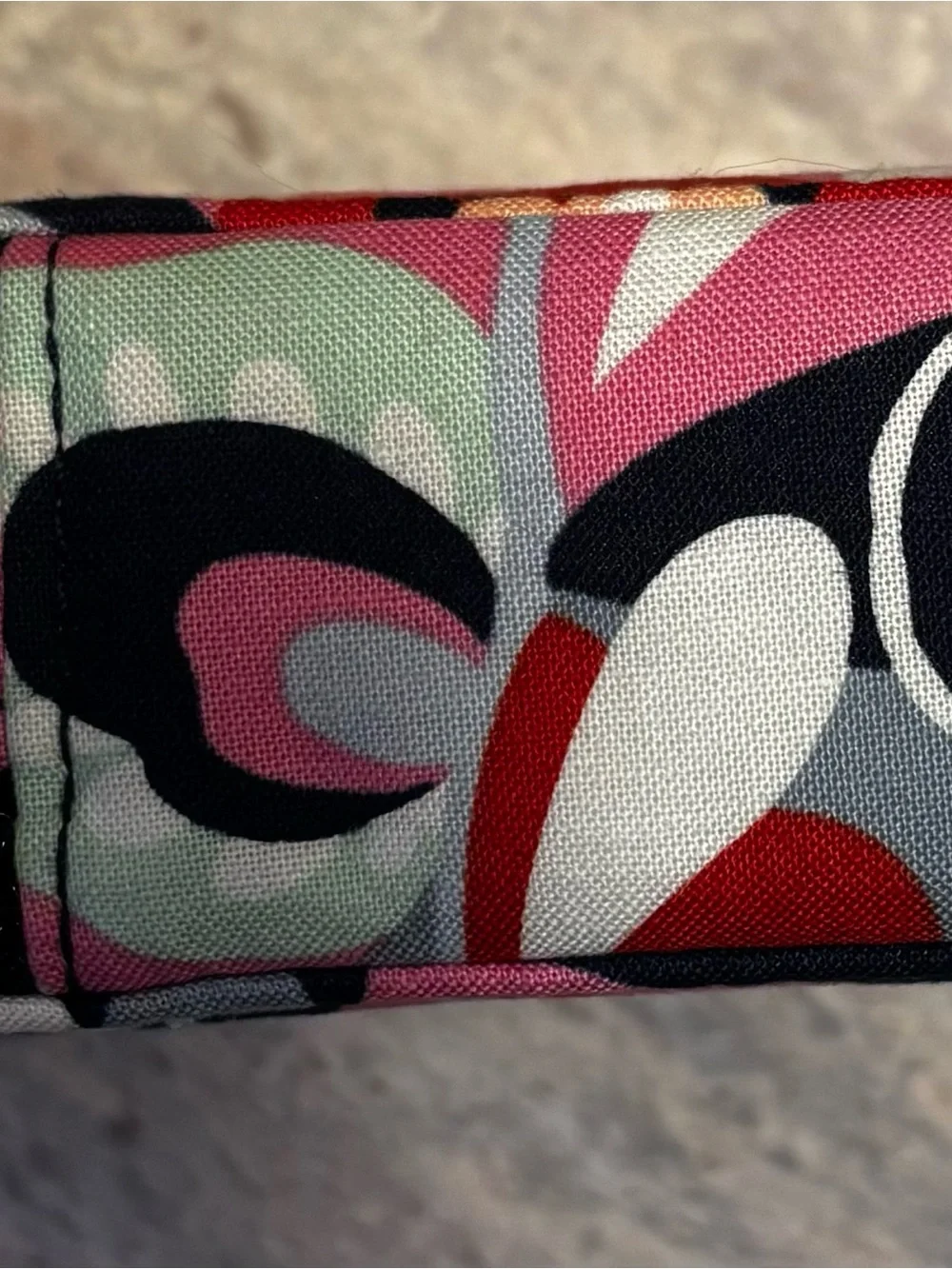 Vera Bradley Pink Red Navy Floral Travel Pill Case